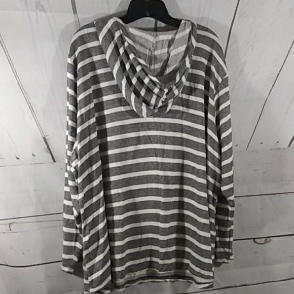 Avenue Hooded Pullover Blouse with Beading 26/28 - Picture 5 of 6